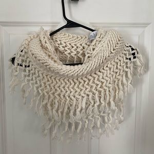 American Eagle knit infinity scarf